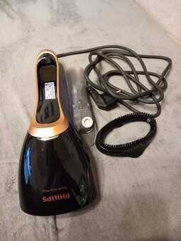 Ruční napařovač oděvů Philips Steam&Go GC362/80 (GC36280) če - 4