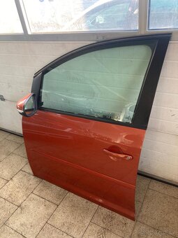 VW Caddy 2012 Dvere 4ks TOP - 4