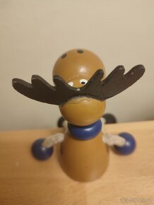 Figurka soba se švédskou vlajkou - 4