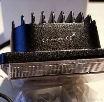 Couvací LED světlo - 4