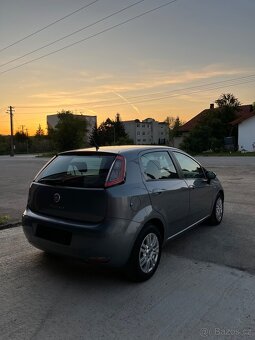 Fiat Punto 1.4 JTD Dovoz Taliansko absolútne bez korozie v z - 4