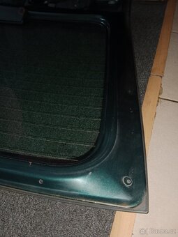 Zadní okno 5. dveří BMW E39 touring - 4