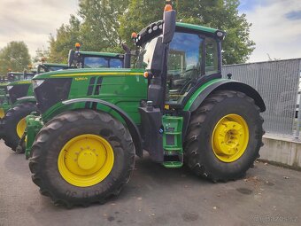 Traktor John Deere 6250R - 4