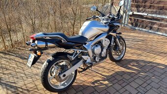Yamaha FZ6 Fazer - 4