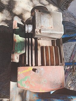 Motor MEZ Mohelnice 3 fázový - 4