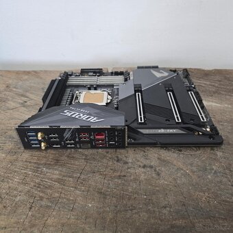 AORUS Z590 ULTRA - Intel Z590, socket 1200 - 4