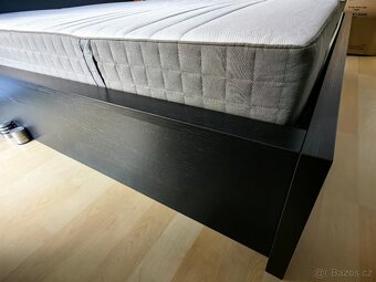 Manželská postel IKEA 160x200 s úložným prostorem +matracemi - 4