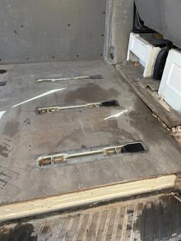 VW Crafter 2010 2,5 TDI 136PS Nemecke Doklady - 4