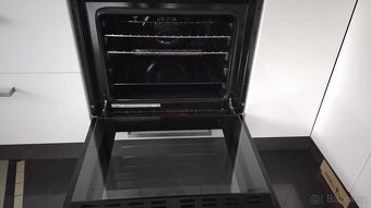 Vestavná elektrická  trouba Candy,horkovzduch,gril - 4