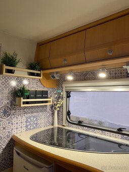 Karavan Beyerland Vitesse  400 FB s klimatizací. - 4