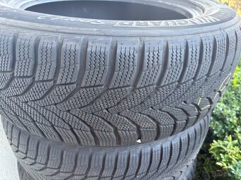 Zimní pneumatiky R17 225/55 - 4