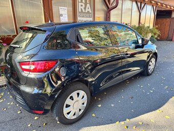 Renault Clio 1,2i - 4