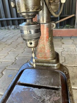 Stojanová vrtačka Jihokov - 4