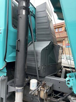 Tatra 815 sklápěč - 4