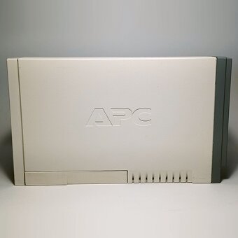 Záložní zdroj APC Back-UPS CS 500, nová baterie - 4