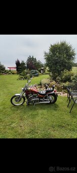 Suzuki Intruder VS 809 - 4