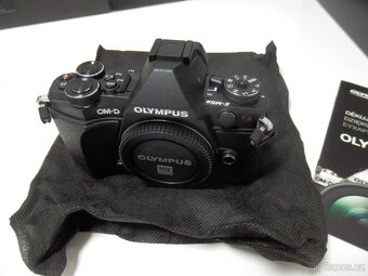 Olympus OM-D E-M5 Mark II + 14-42 mm EZ černý - 4