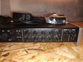 TASCAM US-16x08 - 4