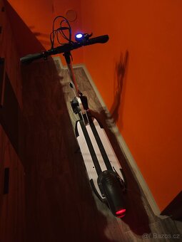 Dafiant elektrická kolobezka - 4