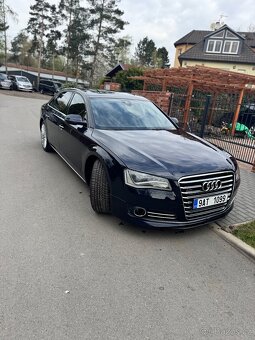 Audi A8Long verze 4,2 FSI - 4