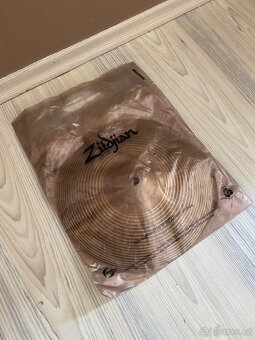 Zildjian 10" K Custom Special Dry Splash - 4