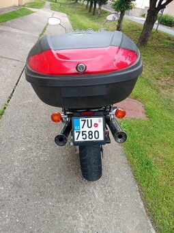 Suzuki GSX 1100 G - 4