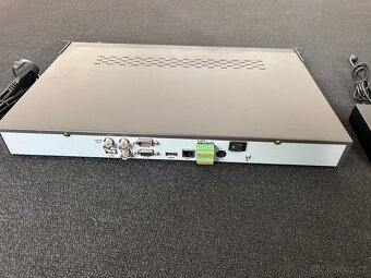 Hikvision DS-7616NI-ST, Switch,7x IP Kamera 2Mpix - 4