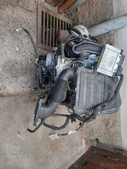 Motor 1.0 TSI 81kw CHZ - 4