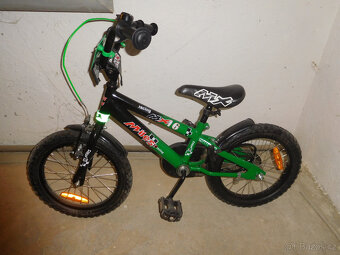 Dívčí kolečkové brusle 35-38, chlapecké kolo 16 - 4