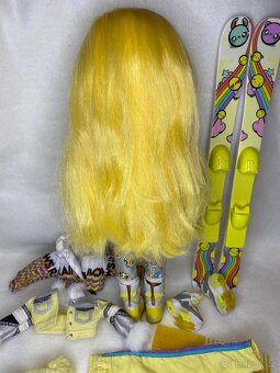 Rainbow high Sunny Madison Winter break - 4