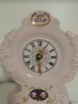 Porcelánové růžové hodiny - 4