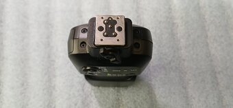 Blesk Nikon Speedlight SB-500 - 4