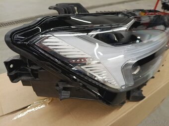 Volvo xc60 II facelift 21 light right full led mid - 4