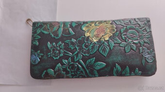 DÁMSKÁ PENĚŽENKA NOVÁ - 4