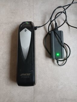 Apache Tate 24" - 4