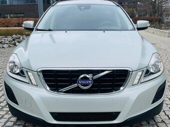 Volvo XC60 2.4D 5VÁLEC 120KW 4x4 MANUÁL NAVI KAMERA TAŽNÉ - 4
