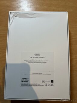 iPad 9. generace 256 GB - 4