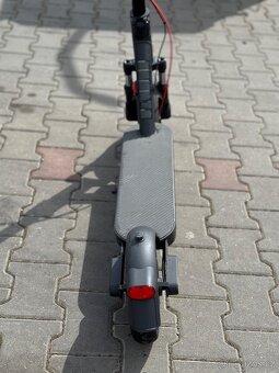 Prodám elektrokoloběžku Xiaomi Electric Scooter 5 EU - 4
