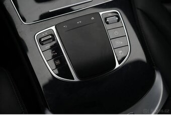 GLC 300e 4Matic 9G Tažn Nav 2PDC Kůž Temp Kam AL DPH 8/21 - 4