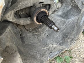 Jeep wrangler TJ 2,5i ctyrbod - 4