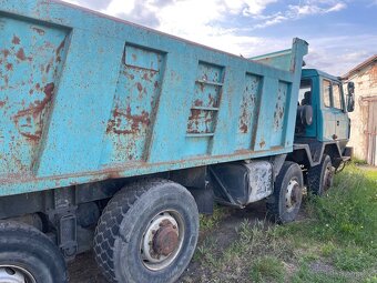 Tatra 8x8 sklápěč - 4