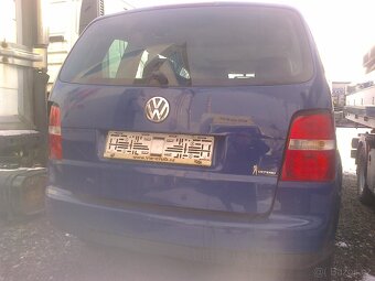 VW Touran – zadní nárazník – ORIGINÁL - kompletní – LL5 - 4