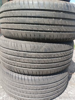 Firestone Roadhawk 215/45R17 91Y - 4