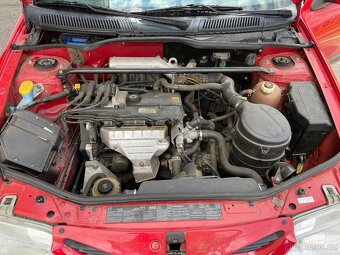 Renault Mégane 1.6 benzín (1996), STK do 2/2027, 162 000 km - 4