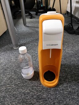 SodaStream + 2 láhve bez bombičky - 4