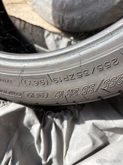 Michelin Pilot Super Sport 255/35 R19 96 Y XL - 4