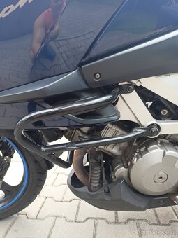 Suzuki DL 1000 v-strom - 4