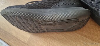 Prodám  botasky Under Armour velikost  43 - 4
