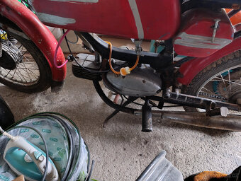 Jawa 23 Mustang - 4