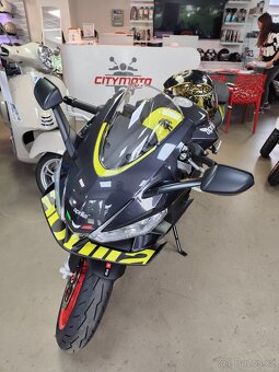 Aprilia RST 660 - 4